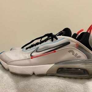 Nike Air Max 2090 ‘Pure Platinum’ 2020 Athletic ShoesMen’s Size 11